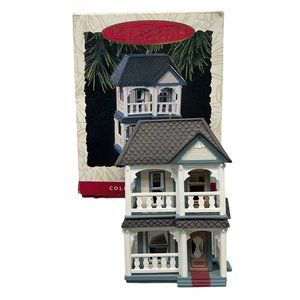 Hallmark Keepsake Ornament Cozy Home Nostalgic Houses & Shops Series #10 1993